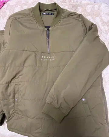 TRAVIS MATHEW 올리브 자켓 팬츠 세트