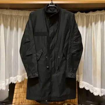 유니폼 익스페리먼트 코트 소프넷