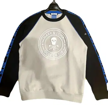 MARK & LONA 스컬 디자인 트레이닝복