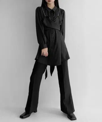 [ LVEU. ] 뷔스티에 디자인 셔츠 원피스