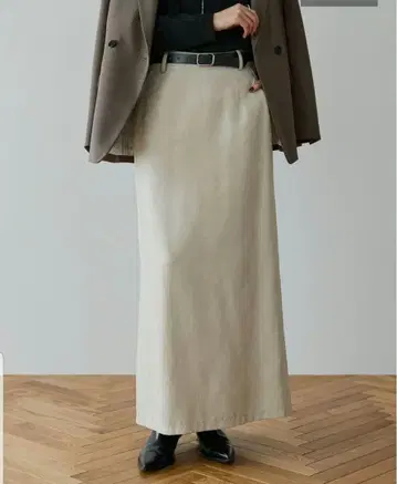 crewre 페이크 스웨이드 I라인 스커트 ivory