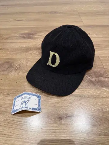 dog&co 코듀로이 야구 모자