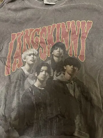 영 스키니 T셔츠 L 사이즈 다크 그레이