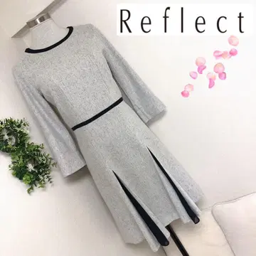리플렉트의 라이트 그레이의 호감 가는 고급 원피스