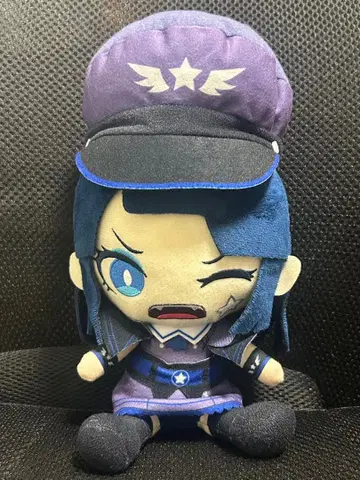 Ado au 콜라보 FREEDOM 봉제 인형