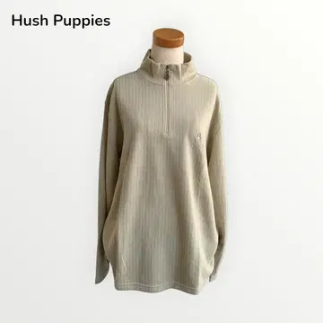 Hush Puppies | 하프 지퍼 니트 남성용 베이지 원포인트 자수