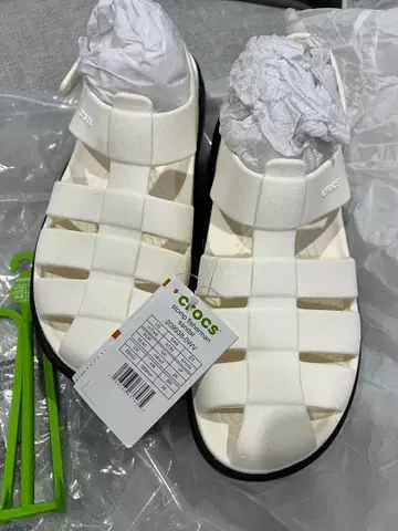 crocs 샌들 스톰프 피셔맨 샌들