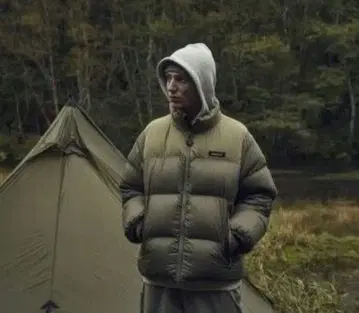 NOTHOMMEBLUE 다운 자켓 M 사이즈