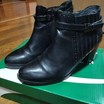 모드카올리 가죽 부츠 블랙 23.5