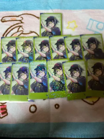 랜덤 폴라로이드풍 카드 Dytica