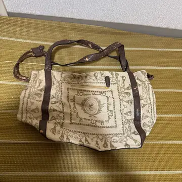 캐시 캐시 베이지 핸드백