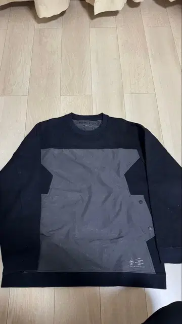 [ 한정 가격 ] 덴함 x 화이트 마운티니어링 맨투맨