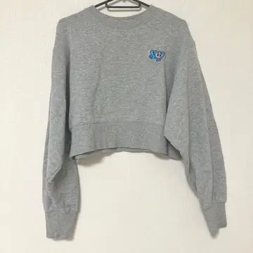 내추럴 꾸뛰르 엔젤 블루 콜라보 맨투맨