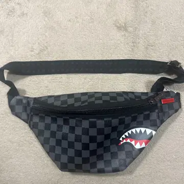 Sprayground 바디백