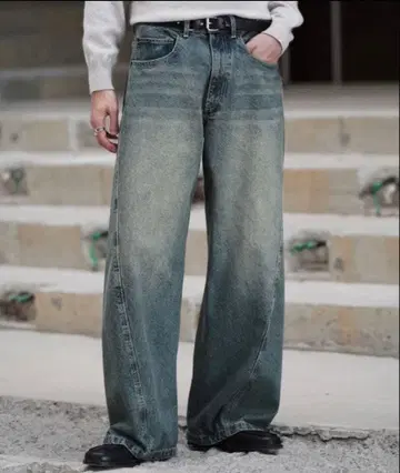 VINTAGE WASHED CURVED DENIM M 사이즈