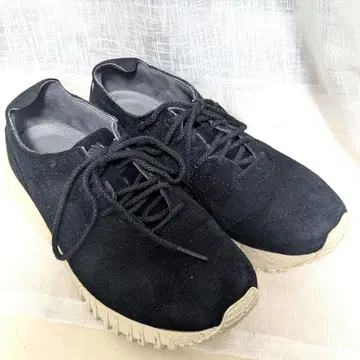 오니츠카타이거 블랙 스웨이드 스니커즈