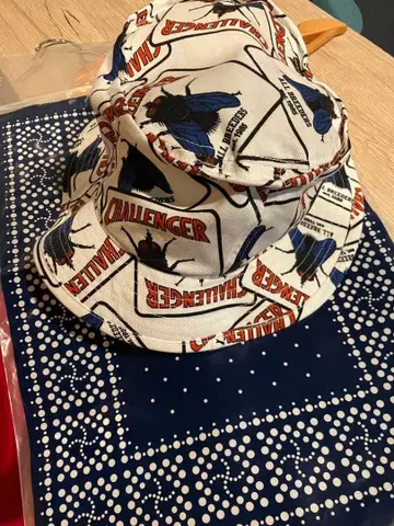 CHALLENGER BUCKET HAT 챌린저