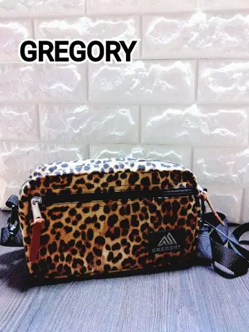 GREGORY 그레고리 패디드 숄더 레오파드 무늬