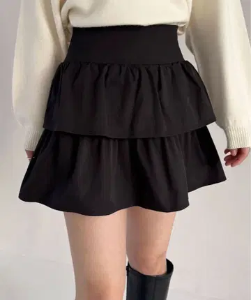 Heather 프릴 티어드 미니 스커트 블랙