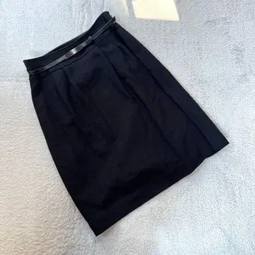 새상품급 [인디비] (36) 타이트 스커트 블랙 라메 일본제