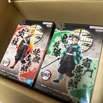 렌고쿠 쿄쥬로 카마도 탄지로 피규어 2개 세트