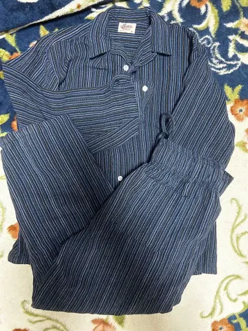 네이비 스트라이프 셋업