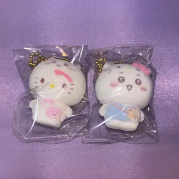 치이카와 산리오 시크릿 플로키 마스코트 참 키티