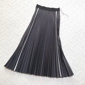 [새상품] RADIATE 라디에이트 더블 라인 플리츠 스커트 야마다야