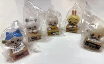 치이카와 (먼작귀) 캡슐 토이 시계