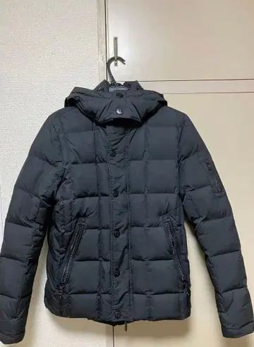 니시카와 나노 유니버스 다운 자켓