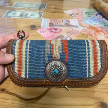 럭키 존 LUCKY JOHN 러그 지갑