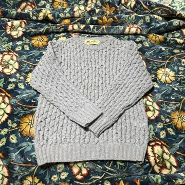 로즈버드 영국제 울 스웨터 (미사용)