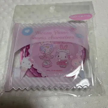 Mezzo Piano 산리오 캐릭터 거울 & 빗 세트