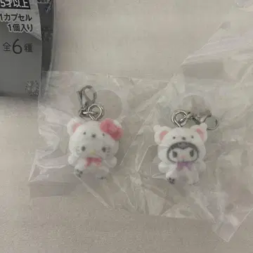 산리오 메지루시 액세서리 폭신폭신 스노우 키티 쿠로미