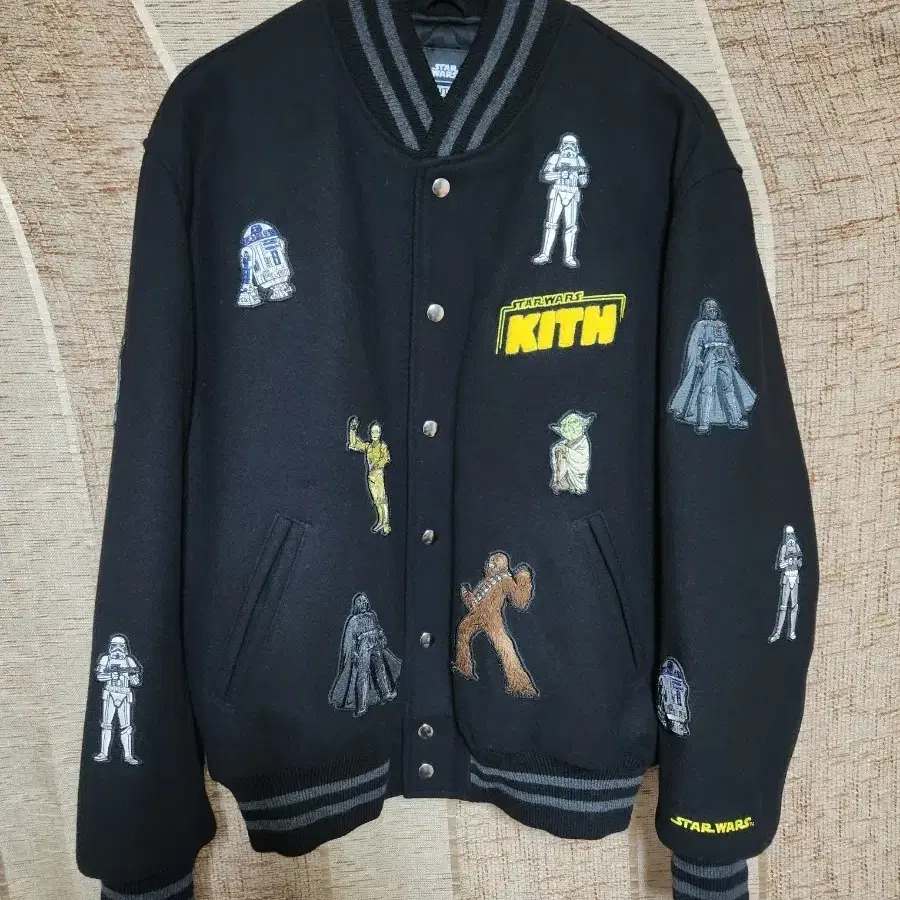 Le Sserafim Peaches Varsity Jacket L #르세라핌,#피치스,#바시티,#르