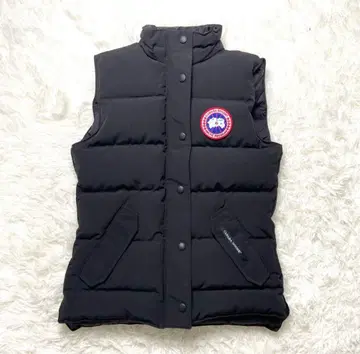 Canada Goose 블랙 다운 베스트
