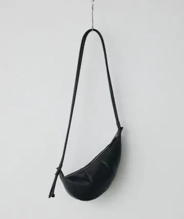 [ WYM ] ROUND MINI SHOULDER BAG