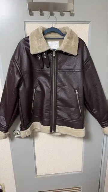 가죽제 다크 브라운 자켓
