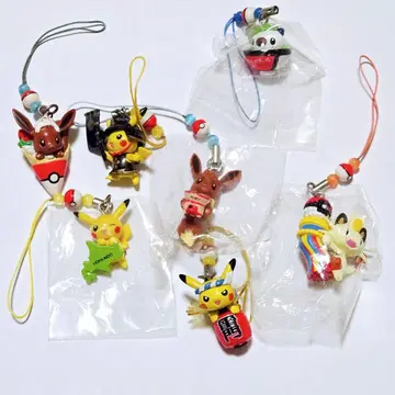 포켓몬 지역 한정 키링 스트랩 피카츄 이브이