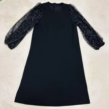 컨디션 최상 앤드러브 소매 튤 롱 원피스 M 사이즈 하트 포멀