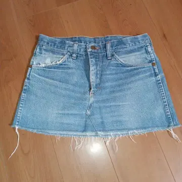 Wrangler 데님 미니 스커트 프린지 헴