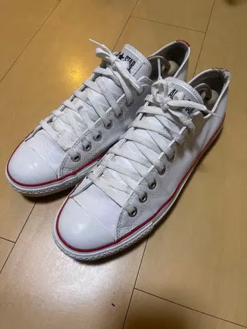 컨버스 올스타 화이트 가죽 새상품급