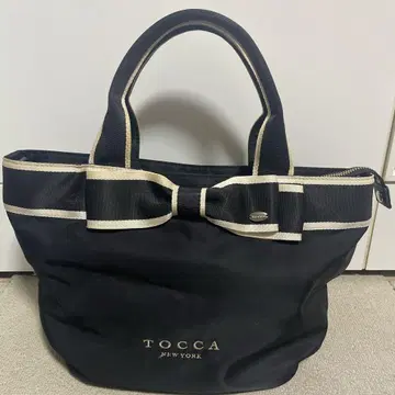 새상품급 TOCCA 바이컬러 리본 토트백
