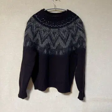 디노스더마 노르딕 무늬 울 혼방 스웨터