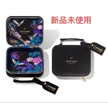 끌레드뽀보떼 오리지널 파우치 크리스마스