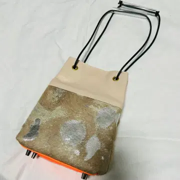 [ yuichi tachiyama ] 가죽과 송치 숄더백