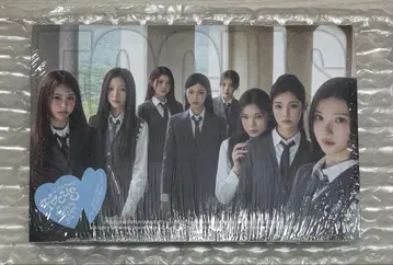 Hearts2Hearts cd 미개봉 새상품