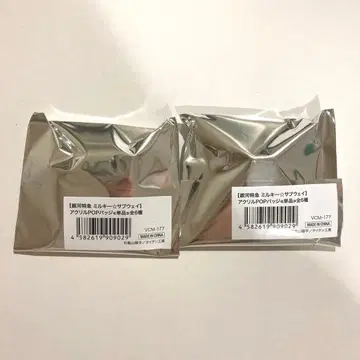 은하 특급 밀키 서브웨이 아크릴 POP 배지 미개봉 2점