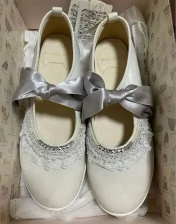 [ 레어 미사용 새상품 ] 프랑슈리페 키라키라 발레 스니커즈 24.5cm