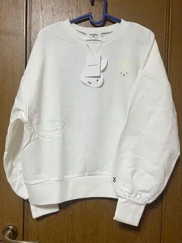 [새상품] natural couture 미피 콜라보 트레이닝복